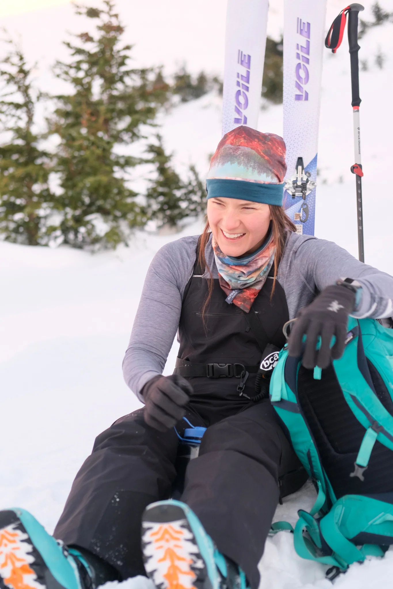 Mountain Merino Wool V Front Neck Warmer - Image 20